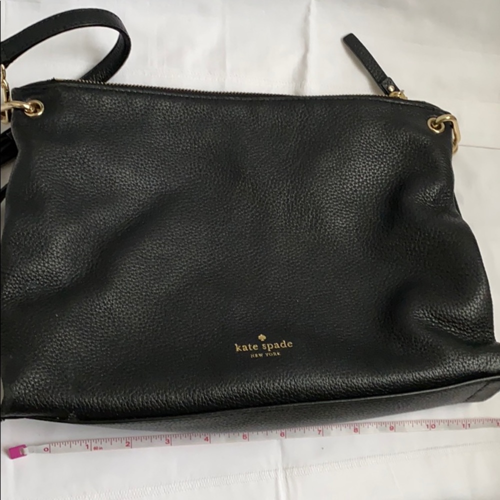 Kate spade 100% authentic crossbody / purse